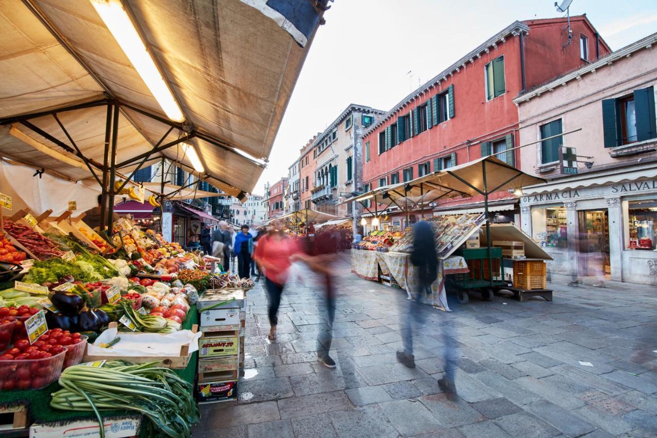 Classy Venesia Bagian luar foto