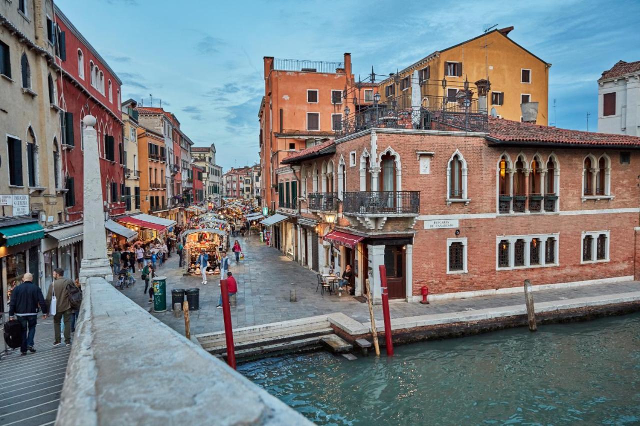 Classy Venesia Bagian luar foto
